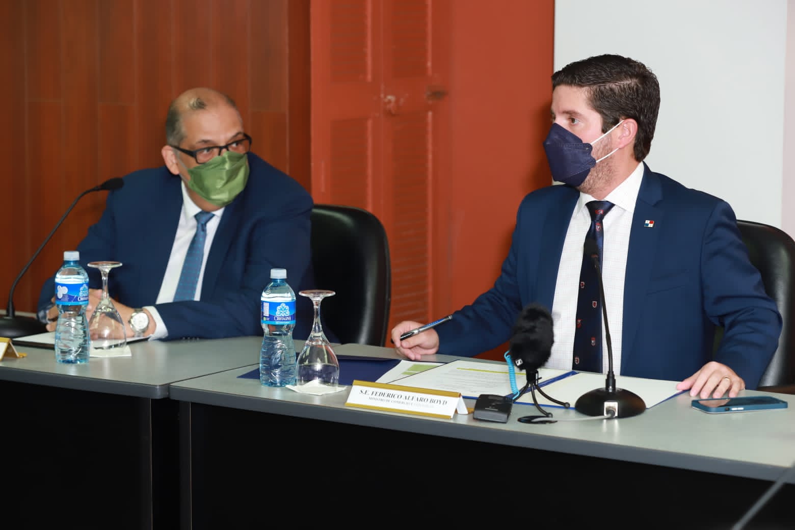 Gobierno y empresa dinamizan proceso de la reactivación económica