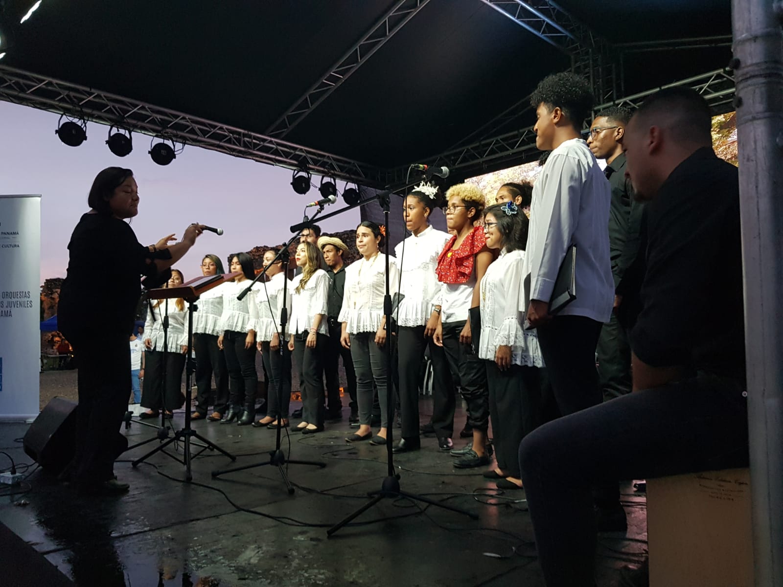 Jóvenes participaron en actos de 503 años de fundación de Panamá Viejo