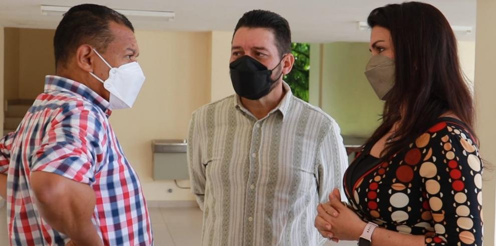 Alcaldía de Santiago y UDELAS impulsan proyecto de salud pediátrica