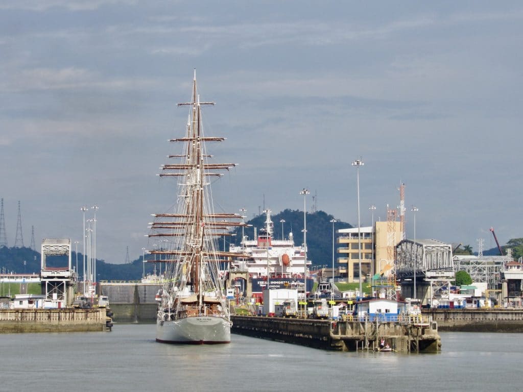 Expertos analizan en Panamá la situación y los retos de los mares de América Latina