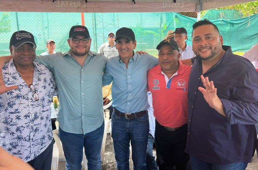 Leonel Rivas pide a los jóvenes participar en la democrácia del país
