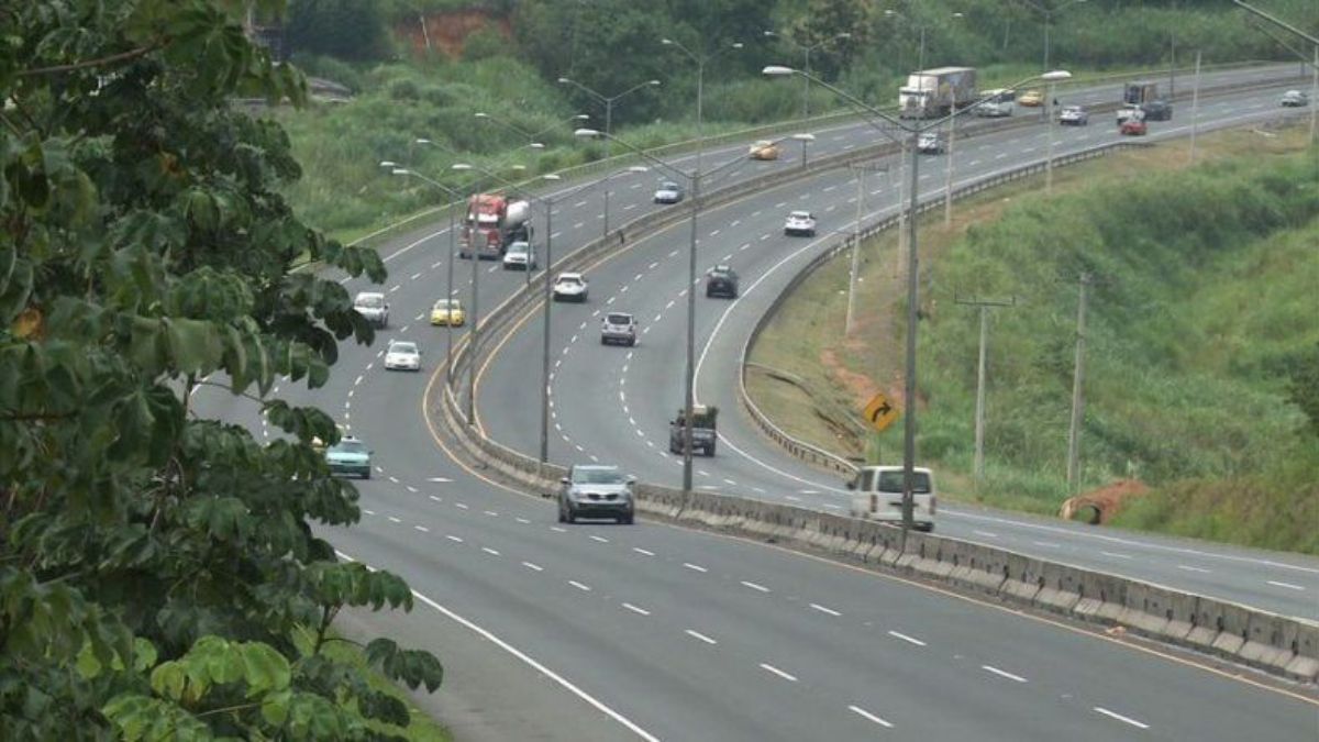 Informan sobre el cierre del carril de la Autopista Arraiján- Chorrera
