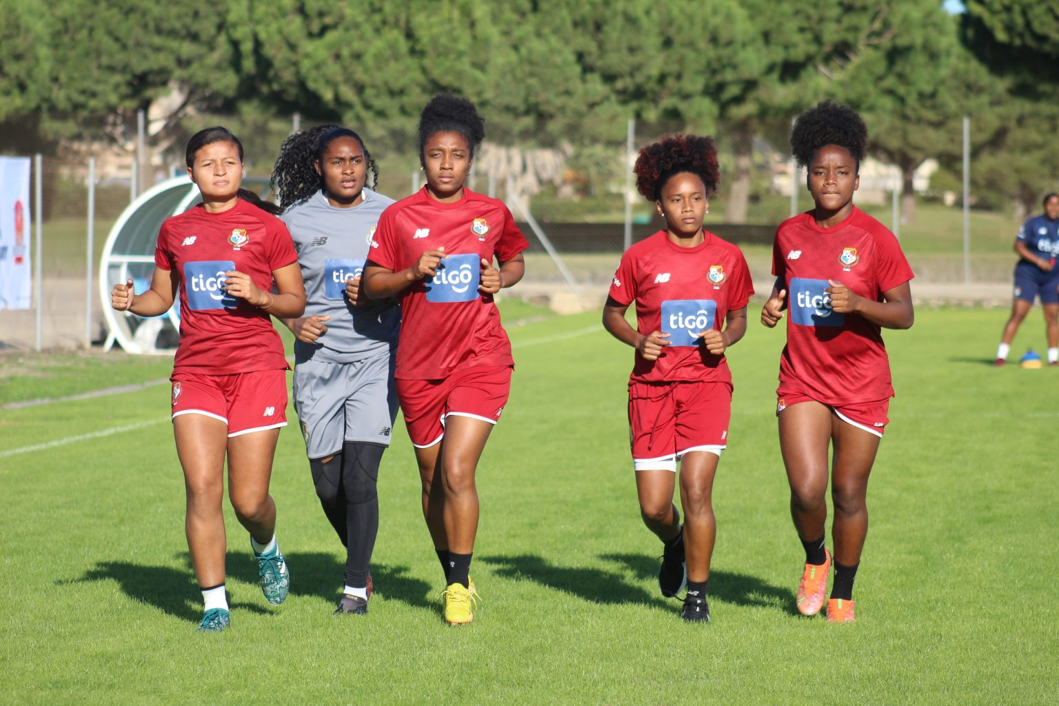 Selección femenina inicia última fase de preparación en Chile