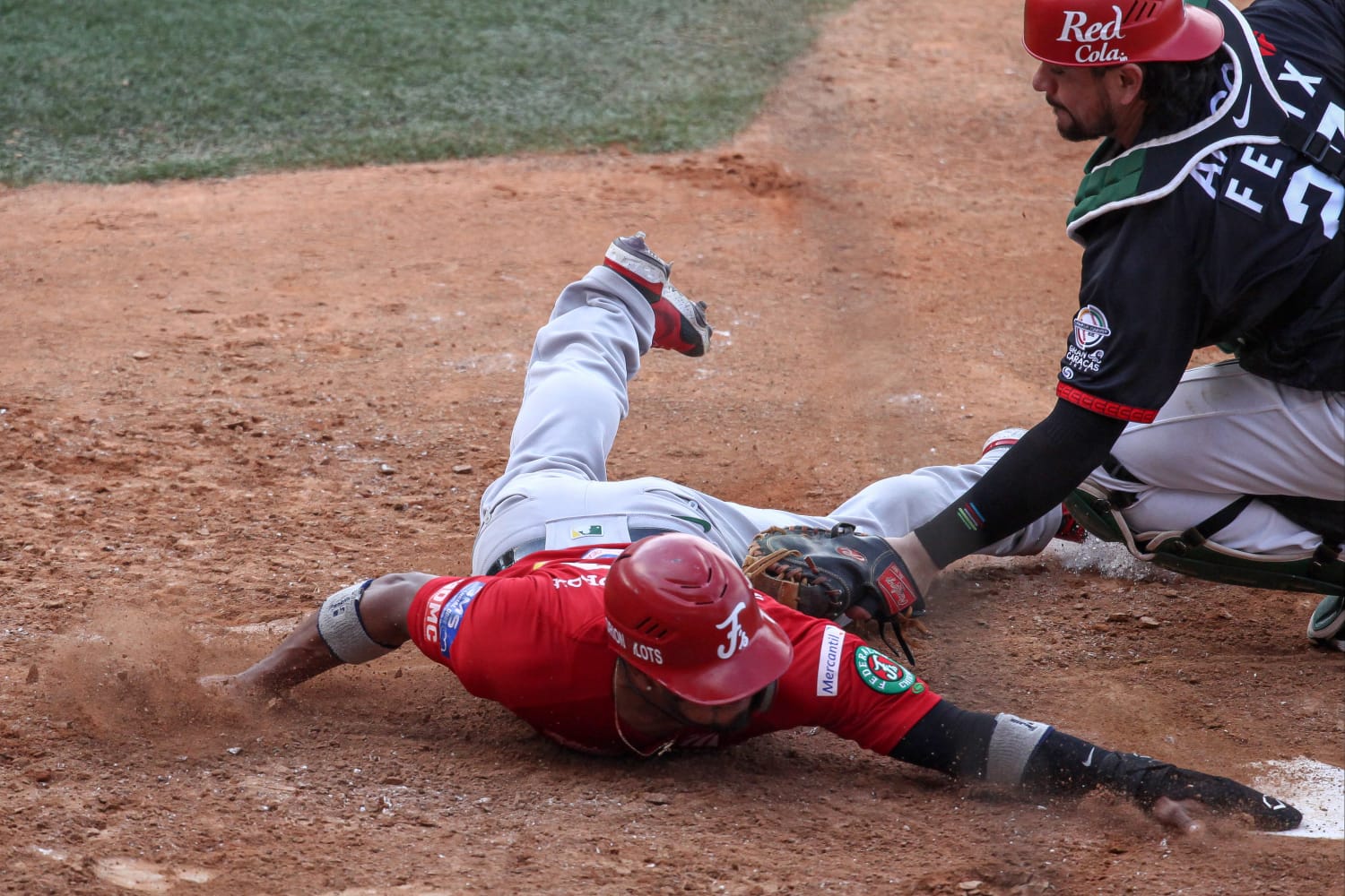 Cañeros eliminan a los Federales en Serie del Caribe