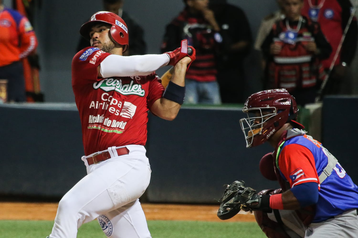 El Licey y Federales en partido por la supervivencia