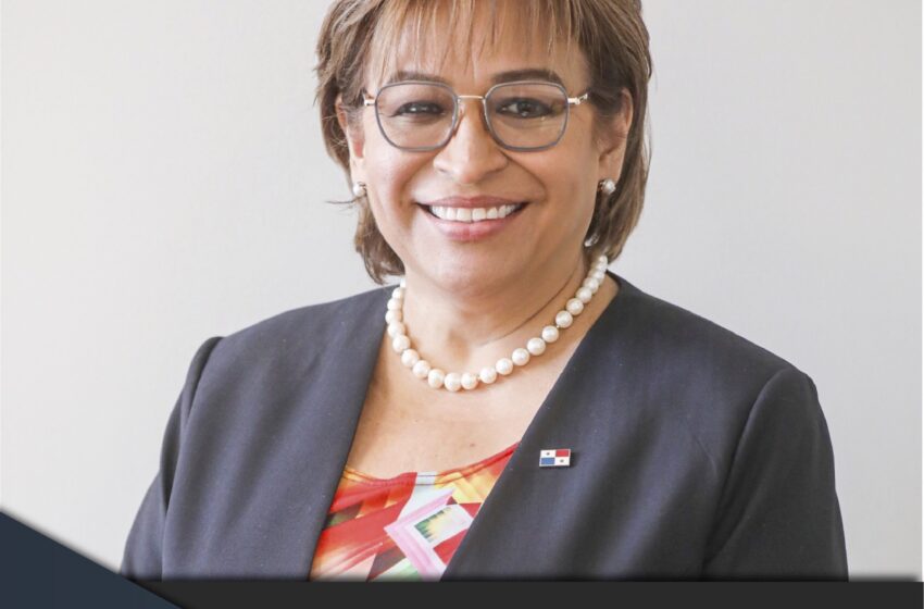  Designan a Juana Herrera Araúz como primera ministra de la Mujer