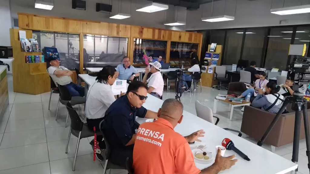 Esperan primeros resultados en las elecciones de Cambio Democrático (CD)