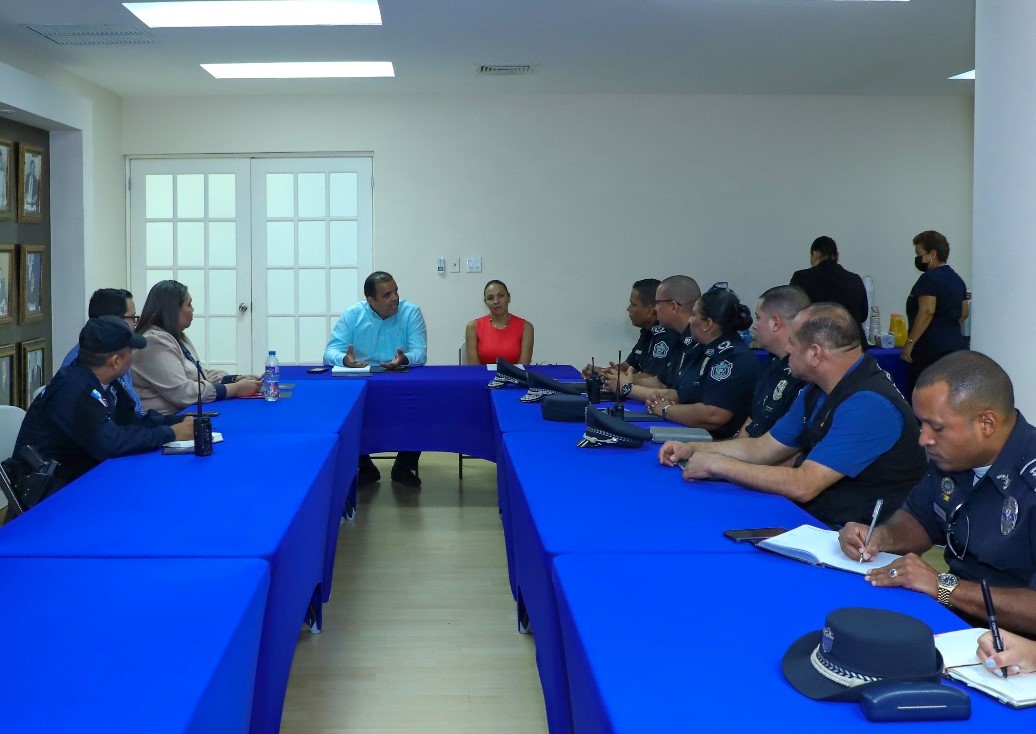 Migración y Mitradel le caerán a los bares y cantinas clandestinas