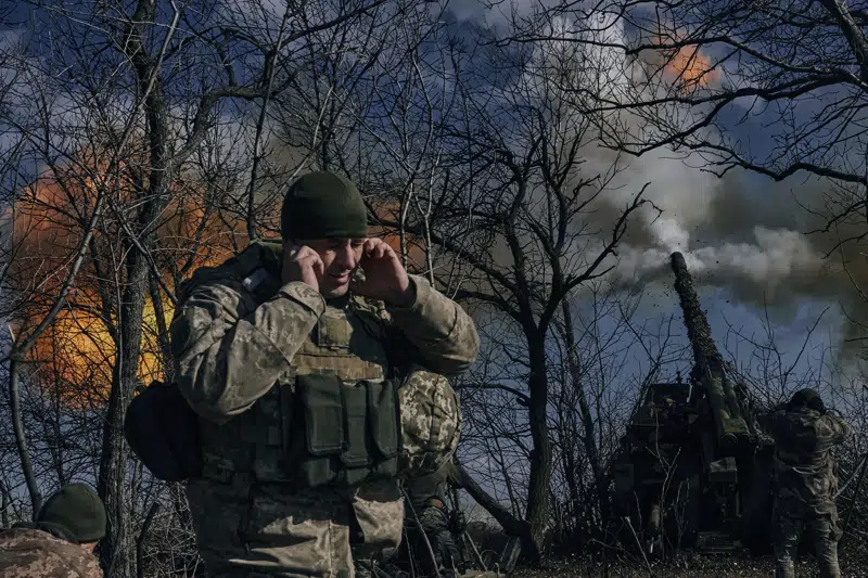  Ucrania no cede ante presión de tropas rusas