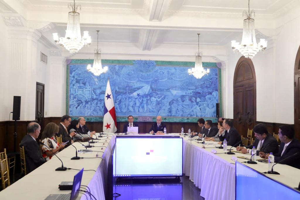 Establecen comisión para informe al pacto Estado por la justicia