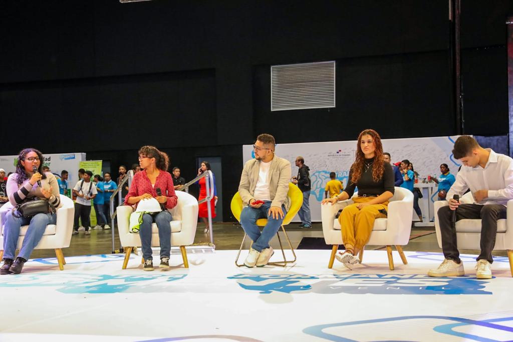 MIDES realiza el Festival Juvenil Transformando Mentes