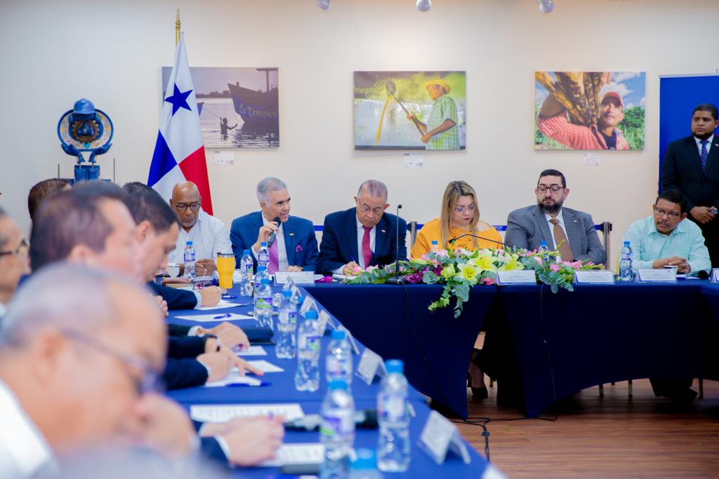 Reactivan Comisión Nacional de Salario Mínimo