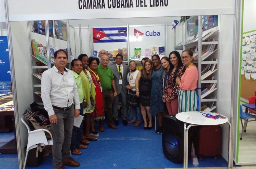  Cuba dice presente en la Feria Internacional del Libro
