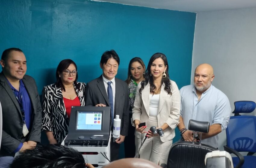  Embajada de Japón dona equipo tecnologico para la salud