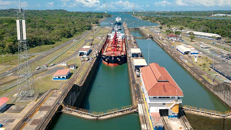  Preocupa cambios climatológicos y el Canal de Panamá