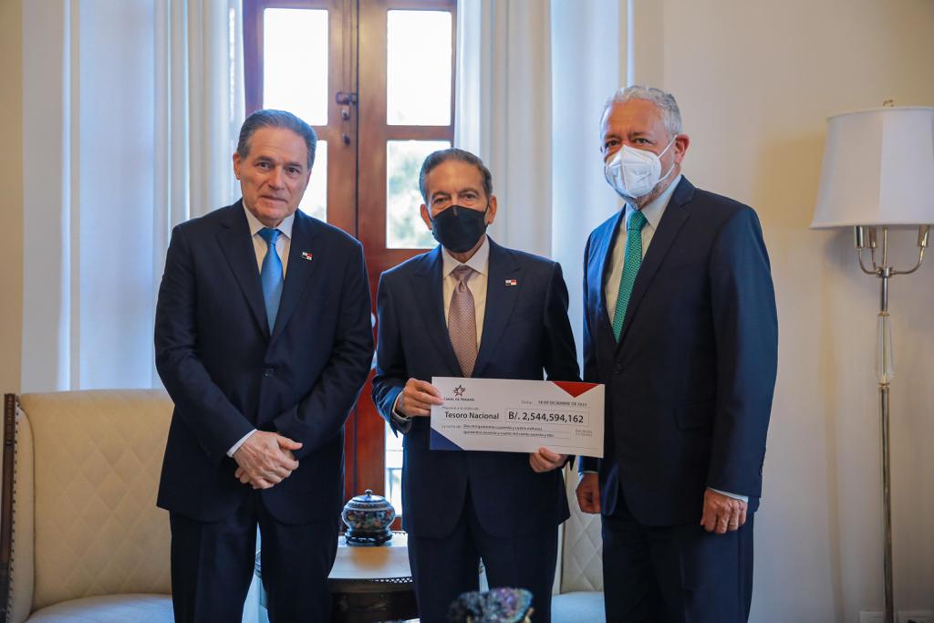 B/.2,544.5 millones entrega la ACP al Tesoro Nacional