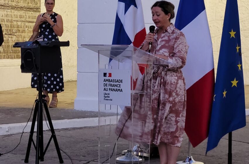  Francia y Panamá estrechan sus lazos de hermandad