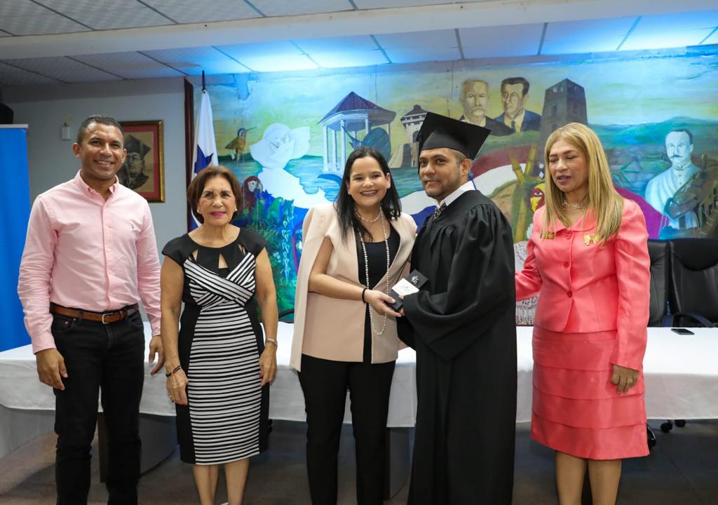 Mides impulsa Programa Tecno-Edúcame