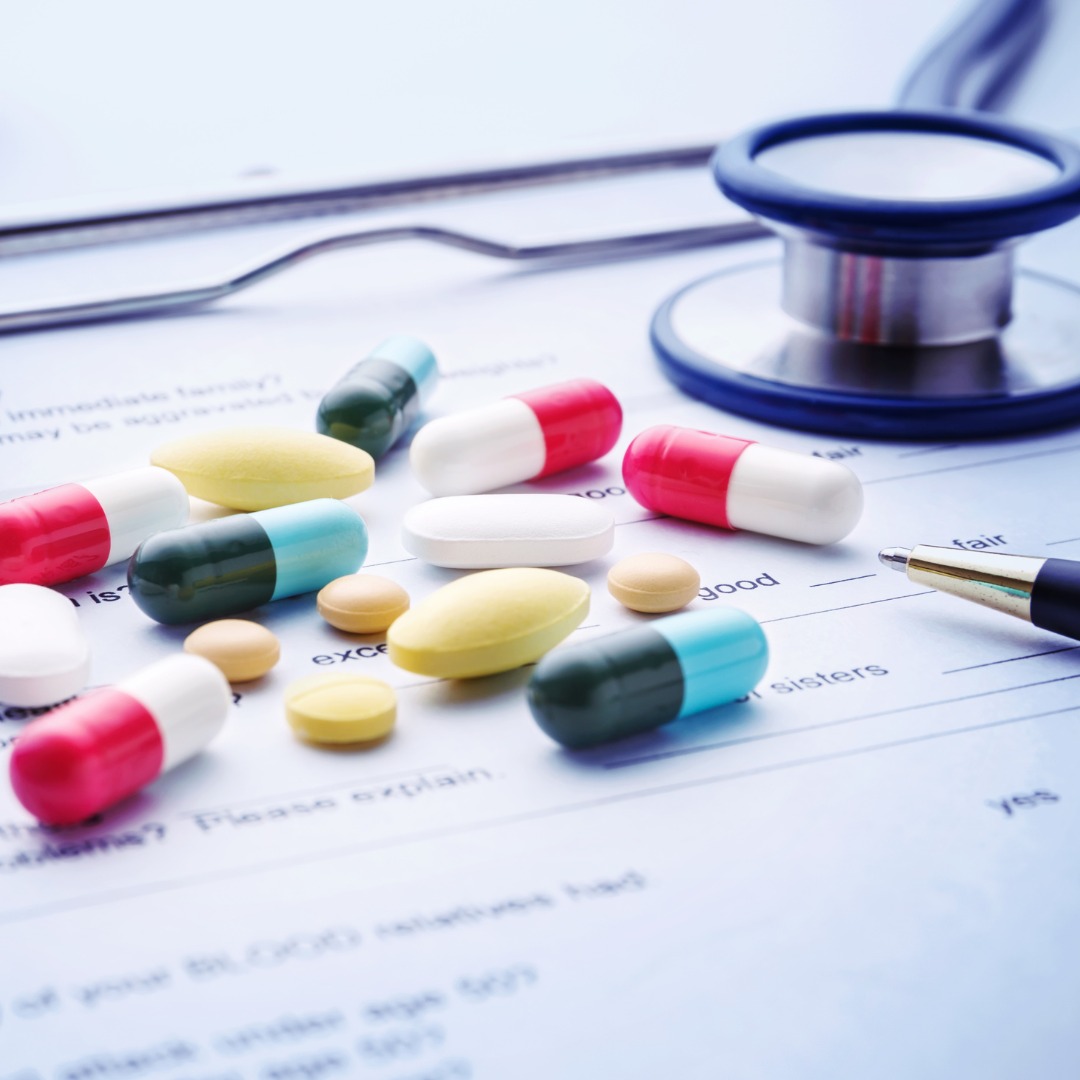 Farmacéuticos presentan propuesta sobre ley de medicamentos