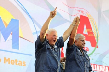 Raúl Mulino debe correr en las elecciones, destaca el presidente Cortizo