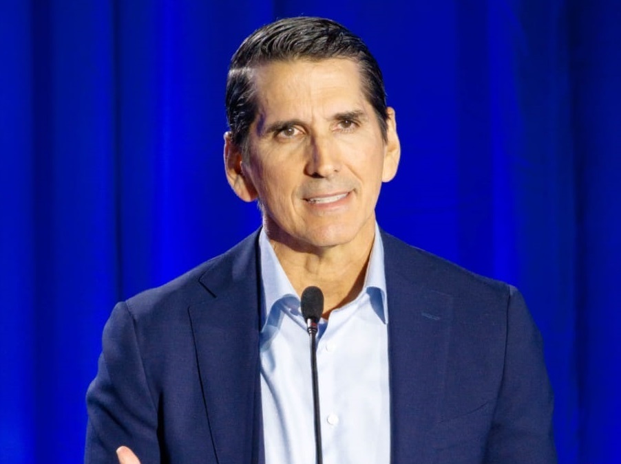 Roux plantea industria cinematográfica para impulsar turismo