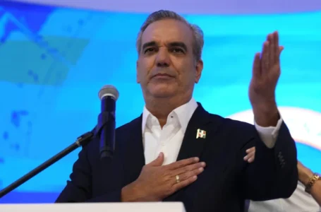 Luis Abinader logra la reelección en República Dominicana