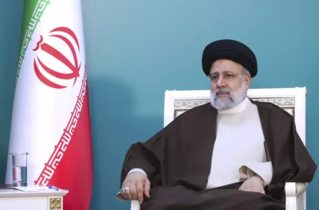 El presidente de Irán sigue desaparecido, se estrella helicóptero