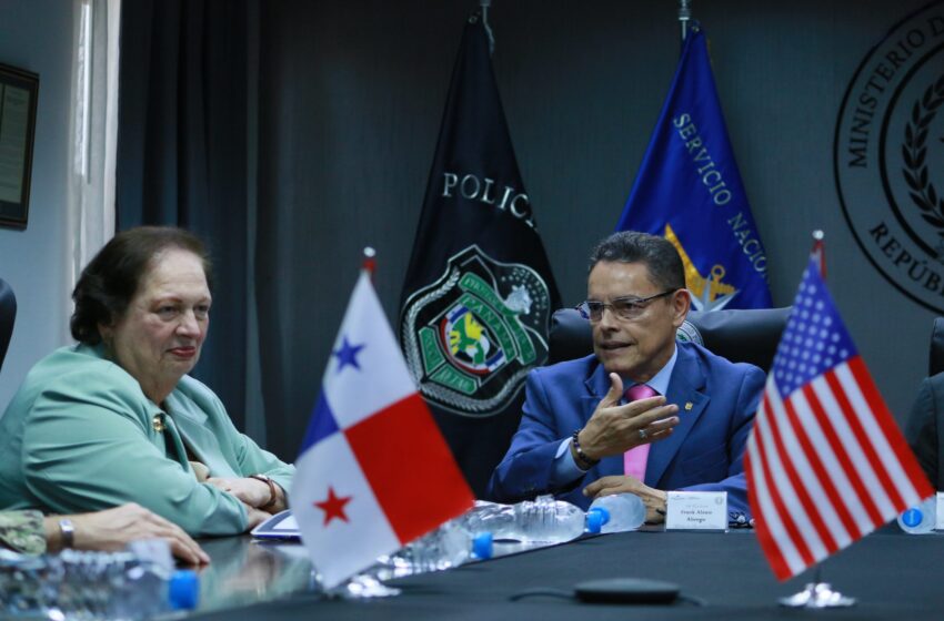 Panamá y Estados Unidos combaten el narcotráfico