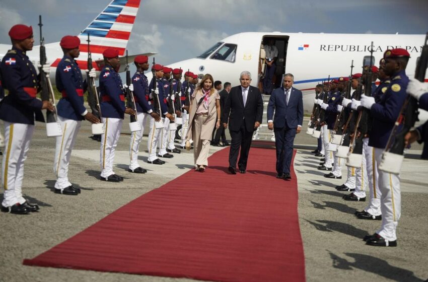  Presidente Raúl Mulino llega a República Dominicana, juramentación presidencial de Abinader