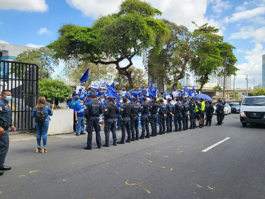 Politiquería y candidaturas en universidades estatales