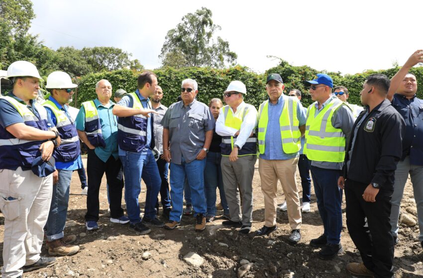  Presidente Mulino se reúne con productores en Boquete