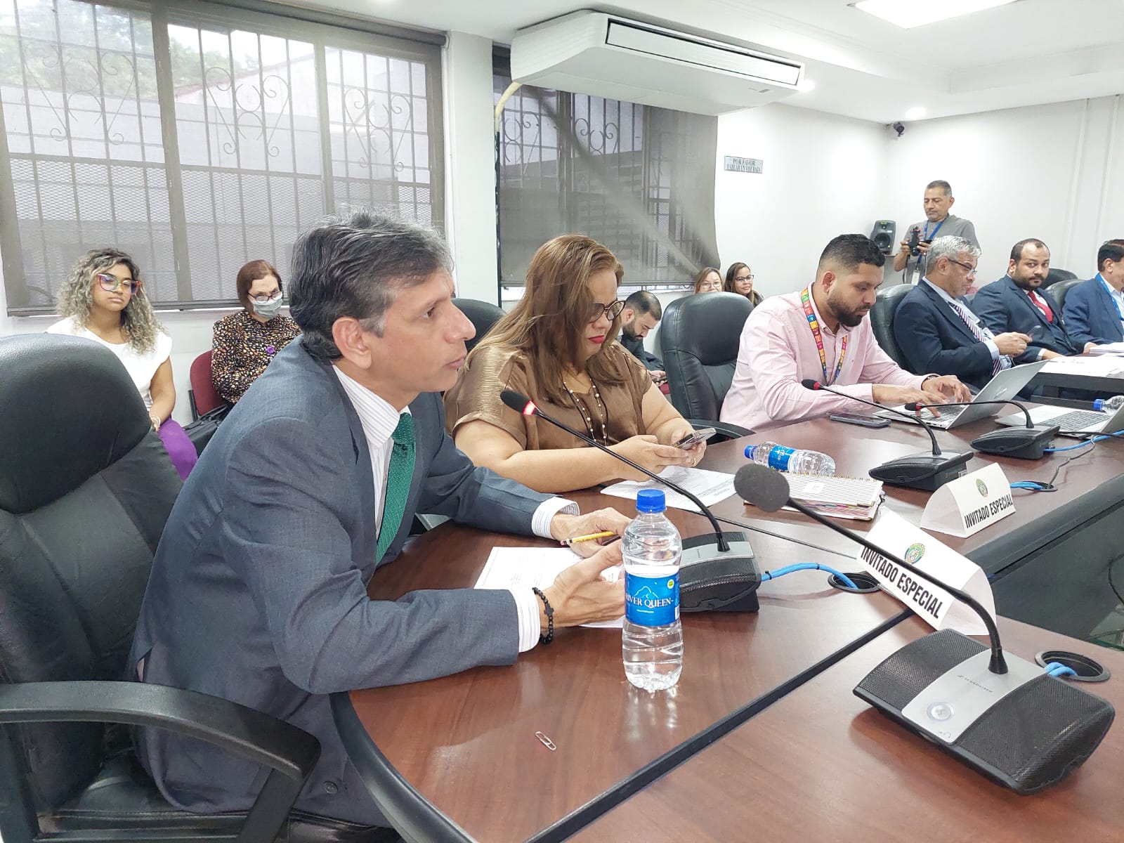B/ 16,722,206 millones para proyectos del MOP