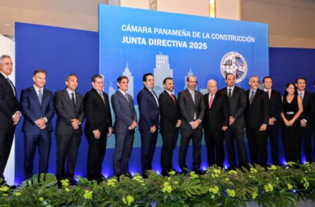  Gobierno cumple con las empresas contratistas, expone Jované