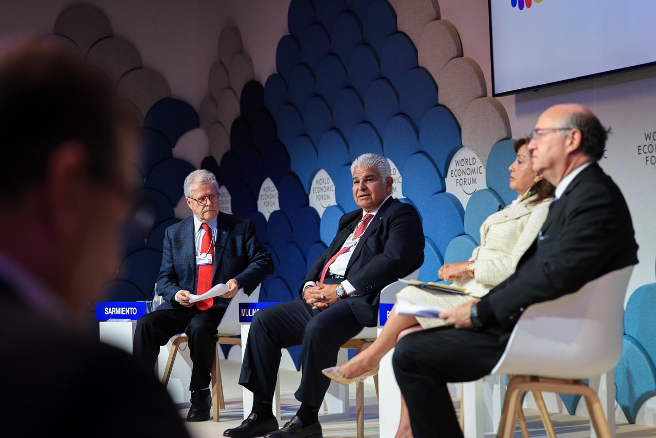 »Relaciones EE.UU. y Panamá deben basarse en intereses comunes y no en imposibles", Mulino