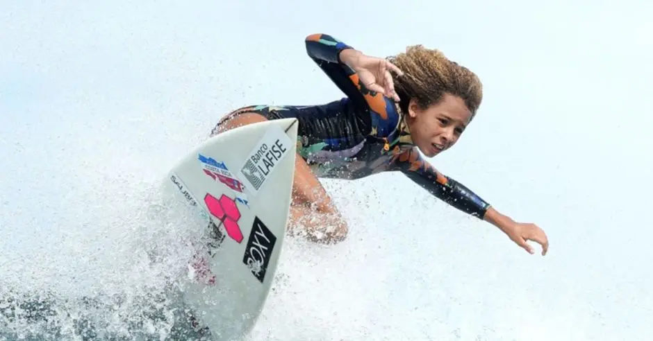 Niña costarricense lidera circuito Surf