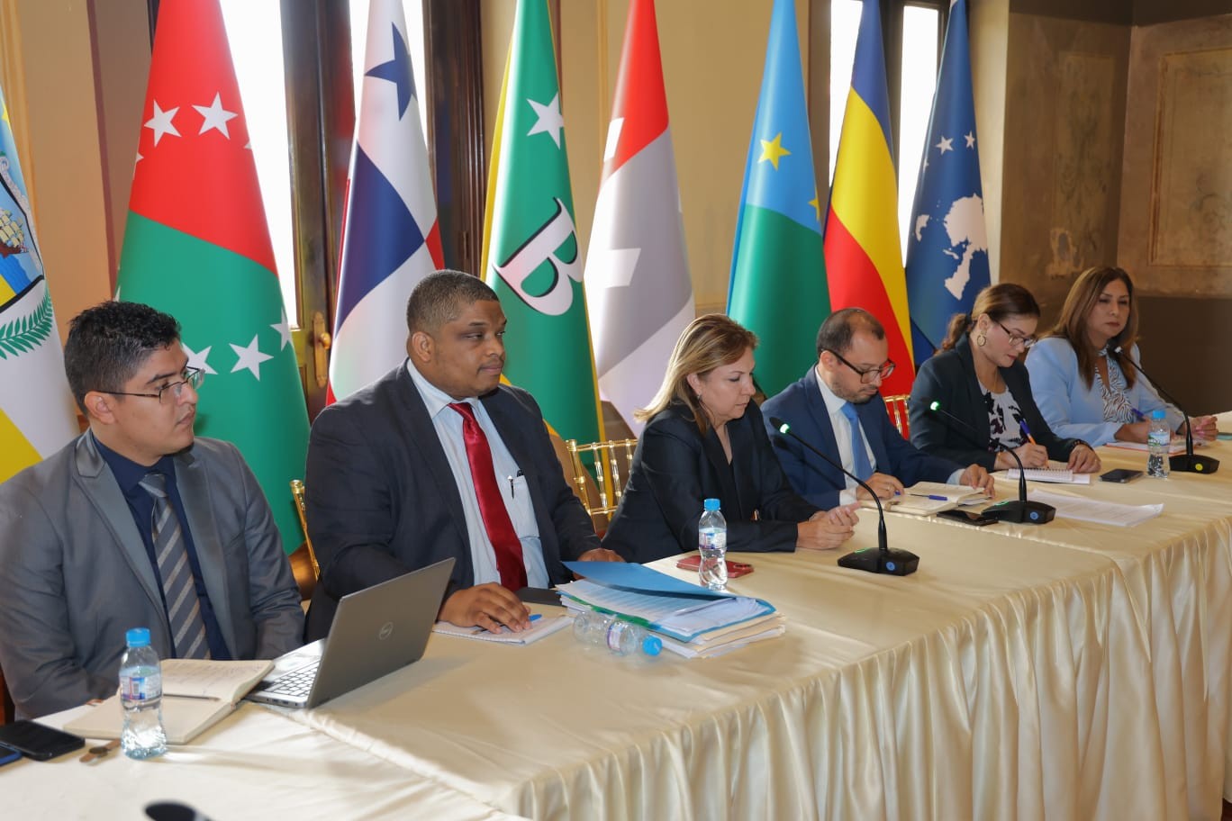 Alcaldes acuerdan tratar la Justicia Comunitaria