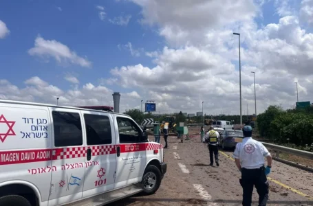Israel ataca el puerto yemení de Al Hudeida