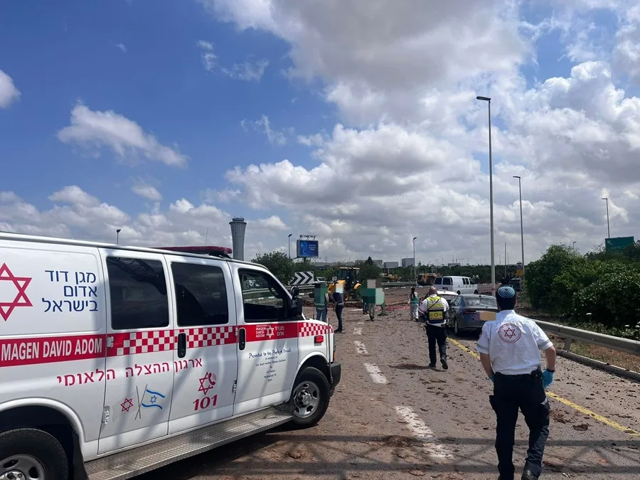 Israel ataca el puerto yemení de Al Hudeida