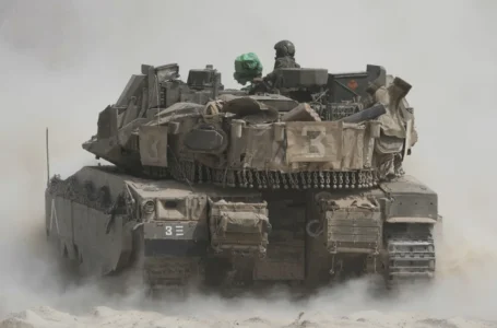 Israel anuncia permitirá ayuda humanitaria a Gaza