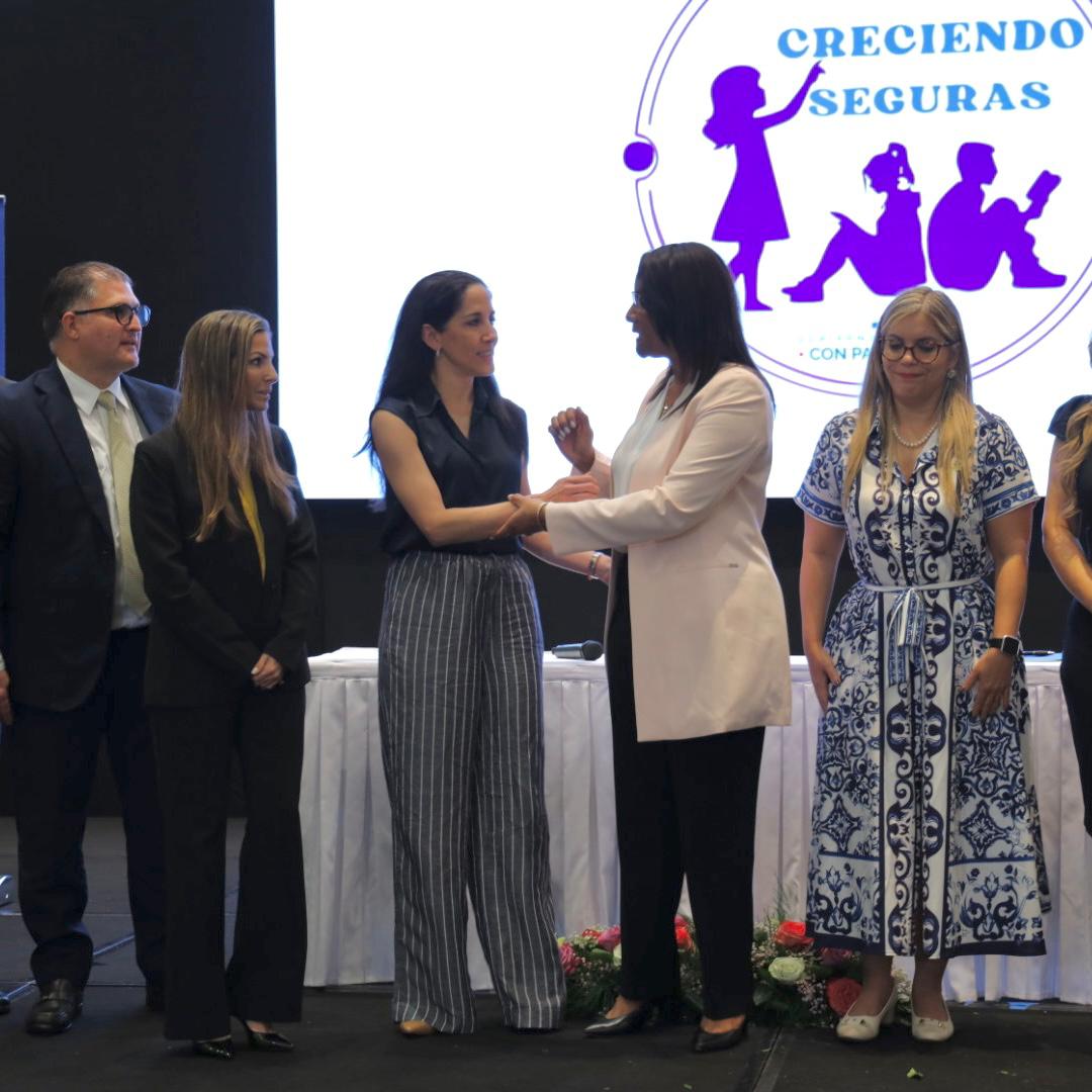 Mediante el arte y la cultura se previene la violencia, indica la ministra Herrera