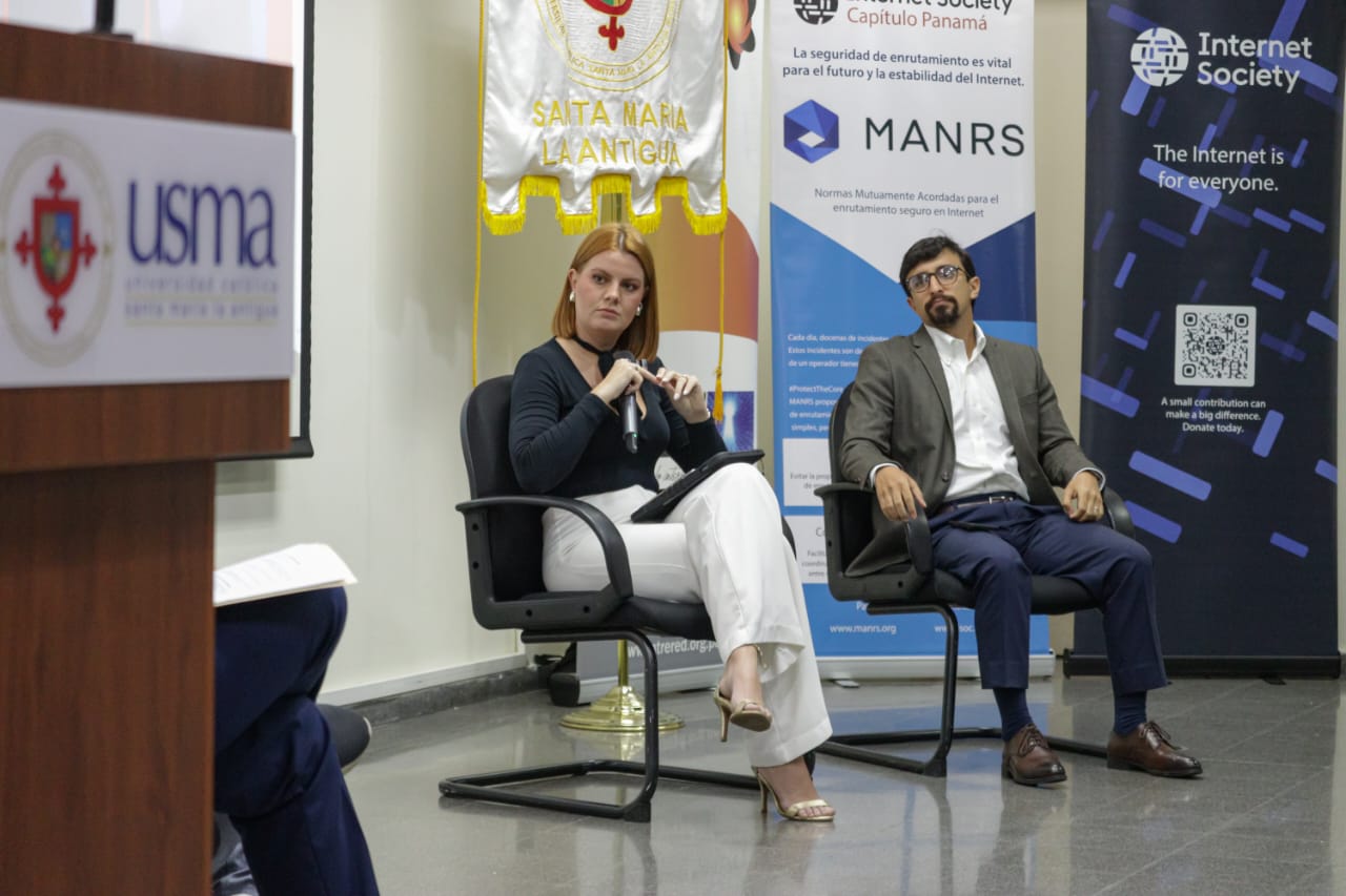 Analizan políticas públicas sobre gobernanza de internet