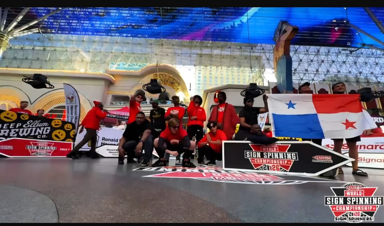 Panameño triunfa en Mundial de Sign Spinning  en EE.UU.