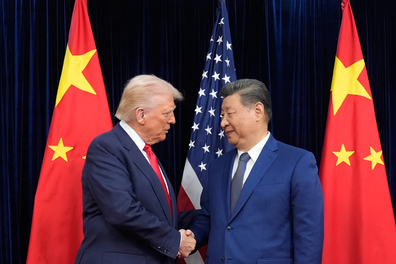 China anuncia restricciones a los productos químicos tras el acuerdo con Trump