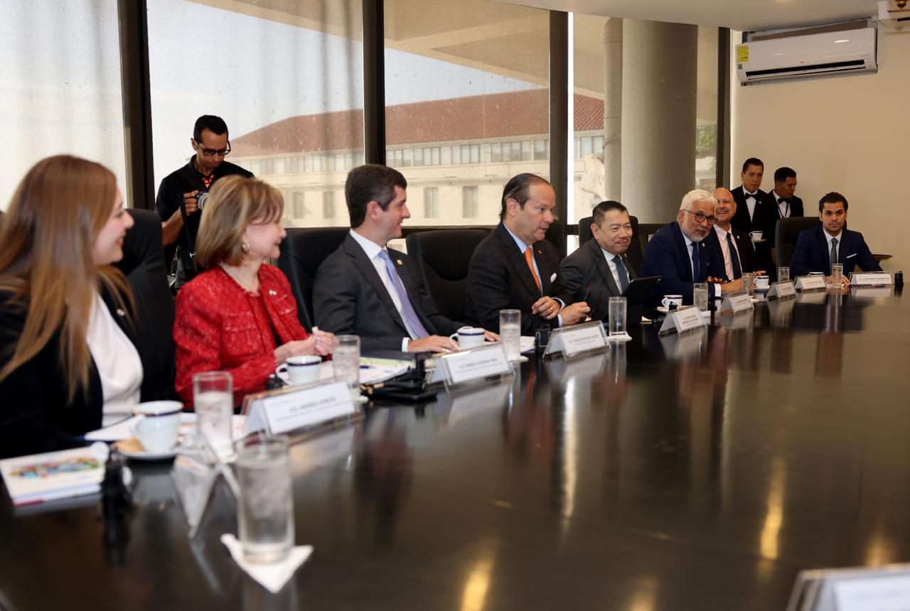 Delegación de embajadores del PNUD, UNFPA y UNOPS se reúnen en Panamá