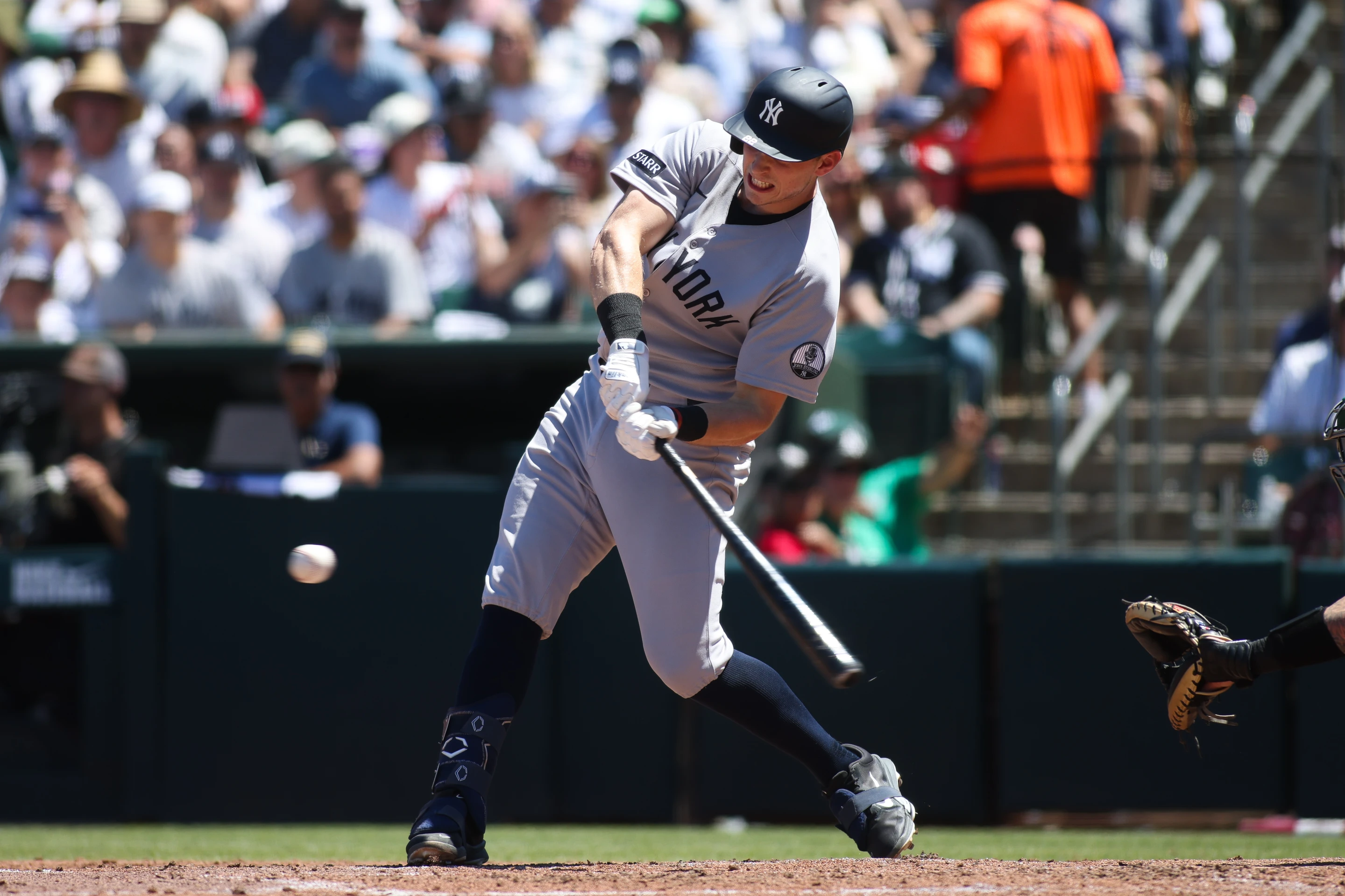 Los Yankees anotan 13 carreras en una entrada por primera vez en 21 años.