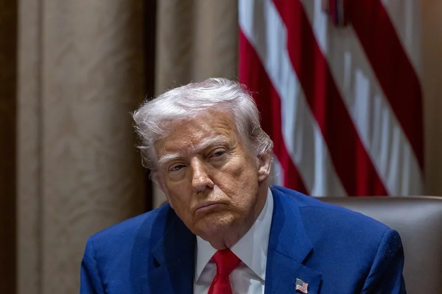 Presidente Trump arremente contra la ministra Meloni