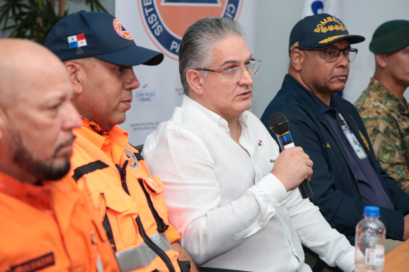 Panamá recibe a rescatistas tras misión cumplida en Venezuela