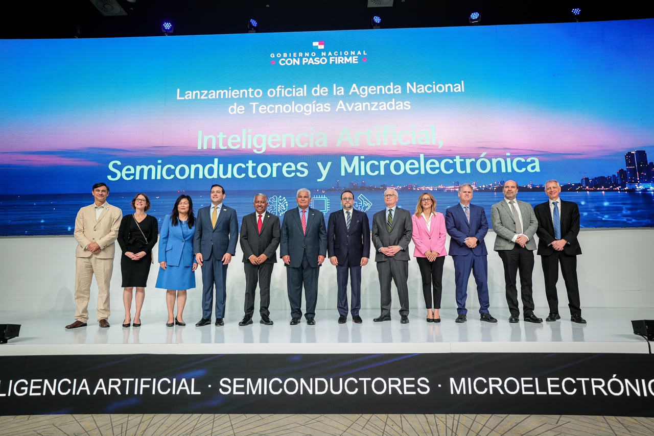 Lanzan la Agencia Nacional de Tecnologías en Panama, en presencia del presidente Mulino