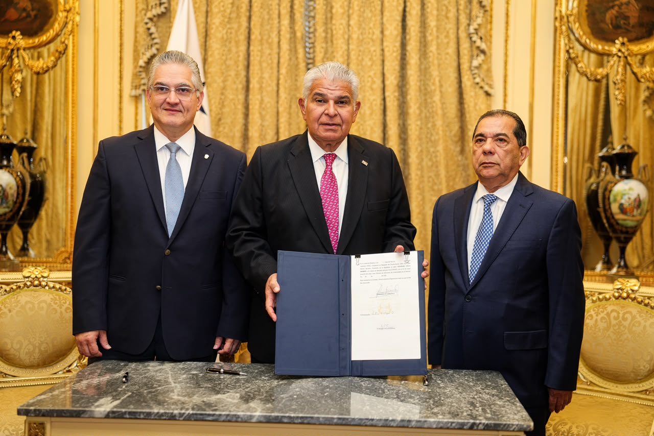 Designan a Vega Osorio como nuevo Minnistro de Educación