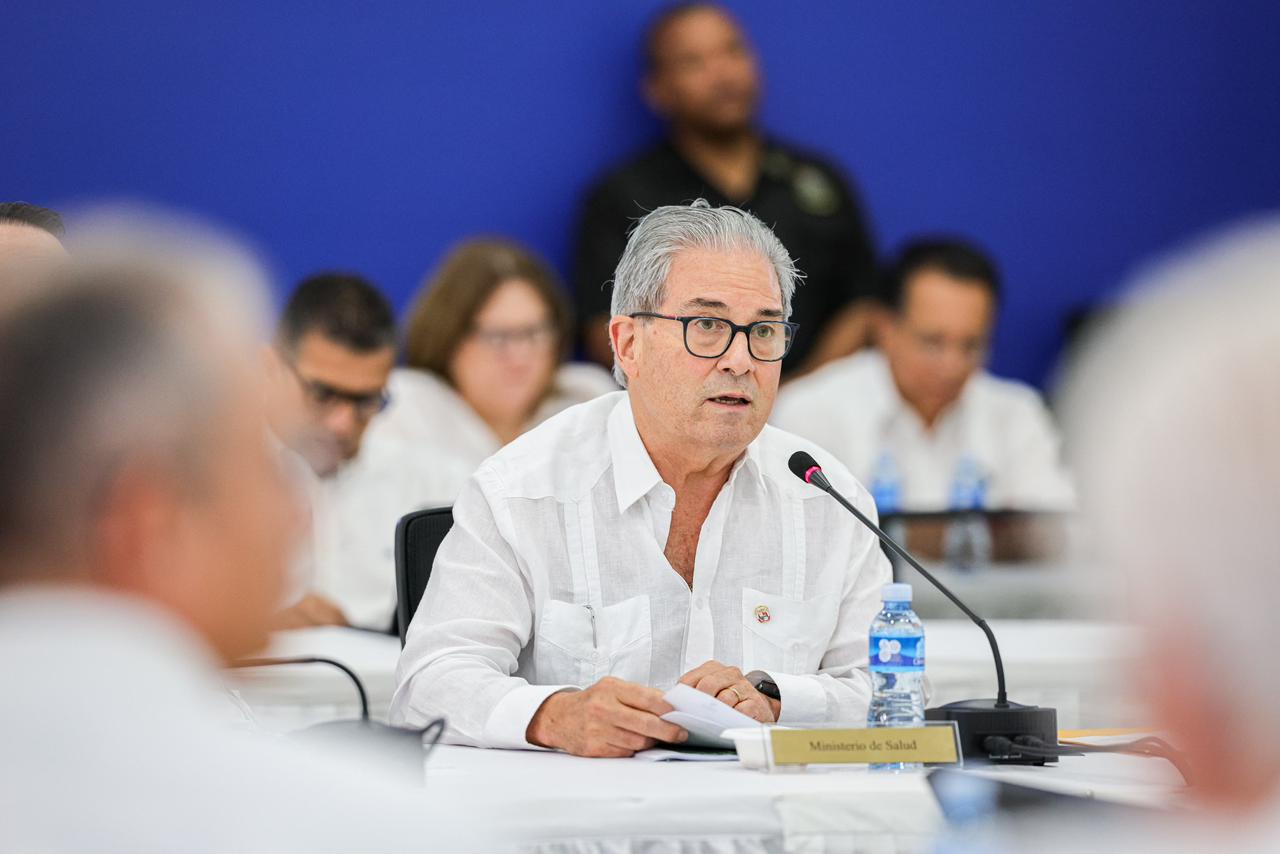 Gobierno invierte millones de dólares en obras de salud